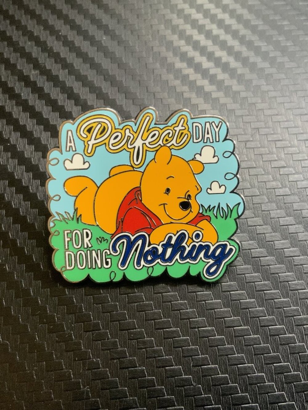Disney Pin Winnie the Pooh Mystery - A Perfect Day For Doing Nothing